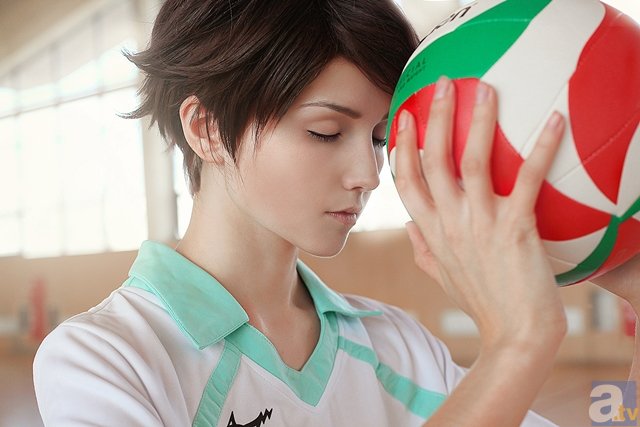 【华体会官方版网站登录入口】《吃点苦》打亲情牌 刘飞儿为爱“不怕吃苦”(图3) 华体会(中国